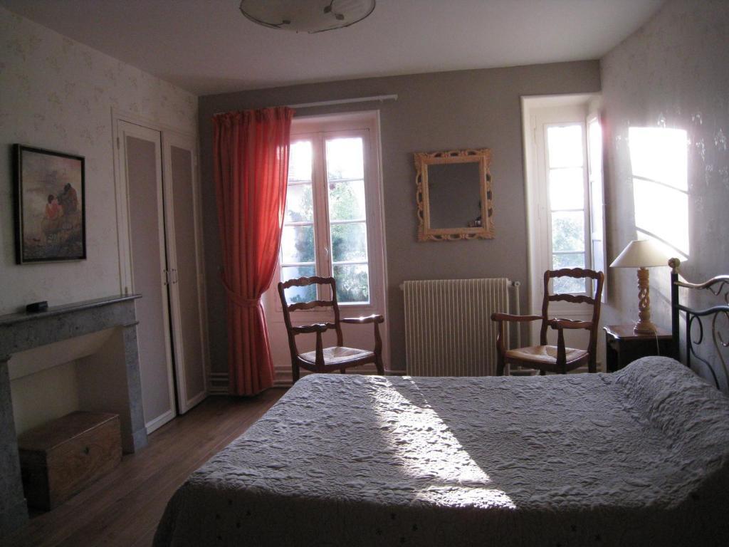 Chambres D'Hotes Closerie Du Guilhat Salies-de-Bearn Ruang foto