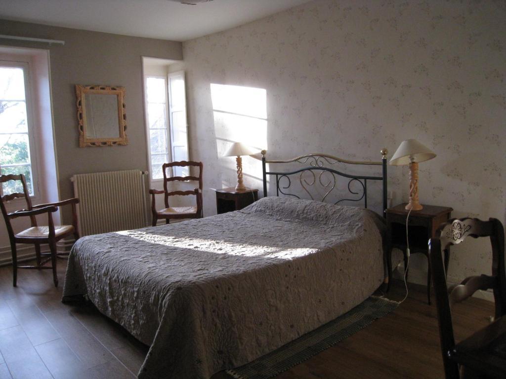 Chambres D'Hotes Closerie Du Guilhat Salies-de-Bearn Ruang foto